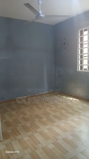 Mini Flat in Dome for rent