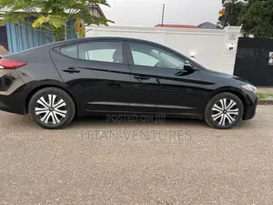 Hyundai Elantra Value Edition Sedan FWD (2.0L 4cyl 6A) 2017 Black