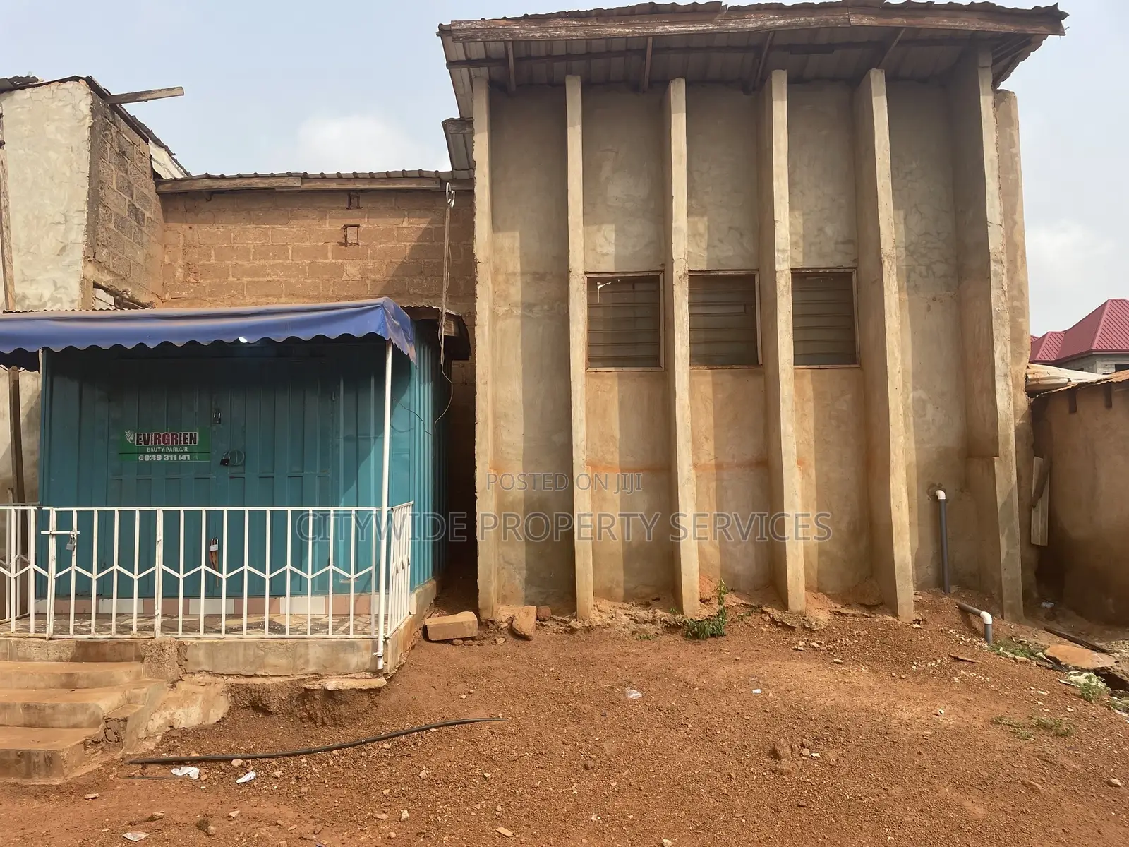 Double Corner Plot for Sale at Tantra Hill/Tabora
