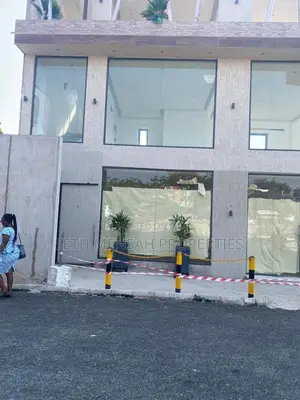 300 Office Space for Rent at Labone