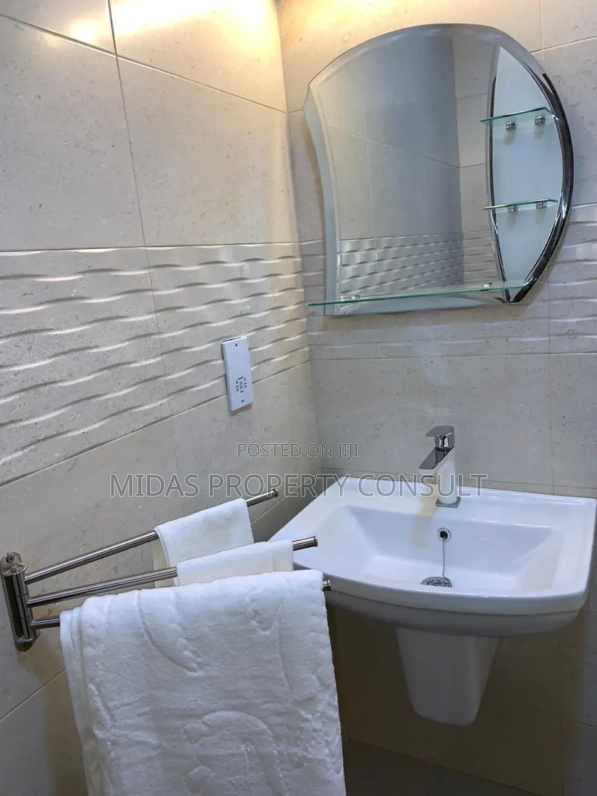 4bdrm House in Trassaco, East Legon for sale