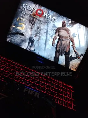 Laptop Lenovo Y50 8GB Intel Core i3 HDD+SSD 256GB