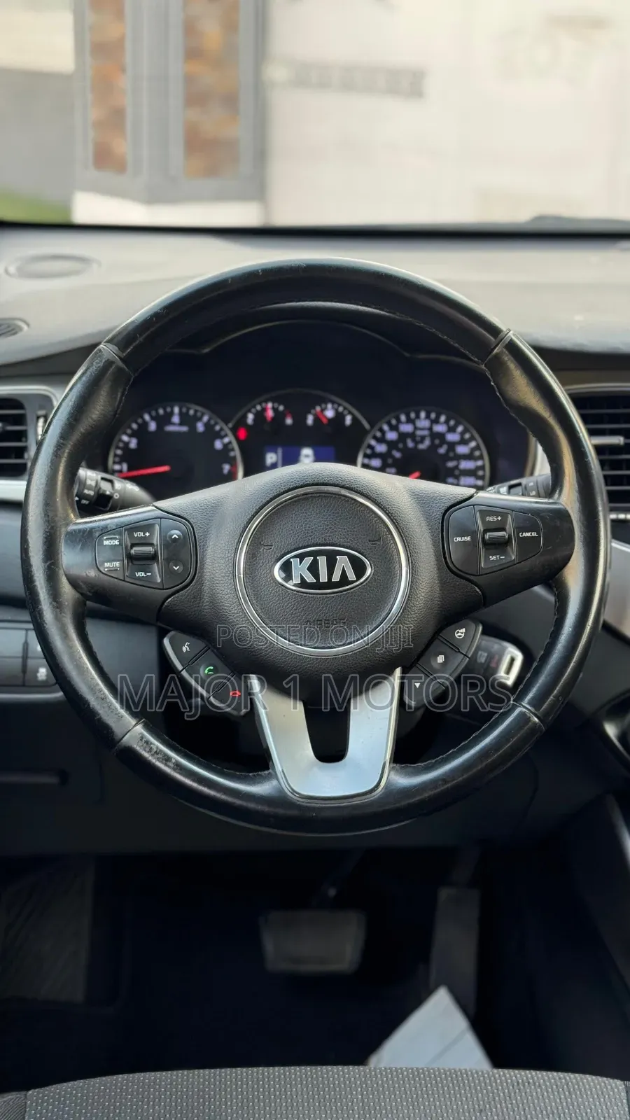 Kia Rondo 2015 White