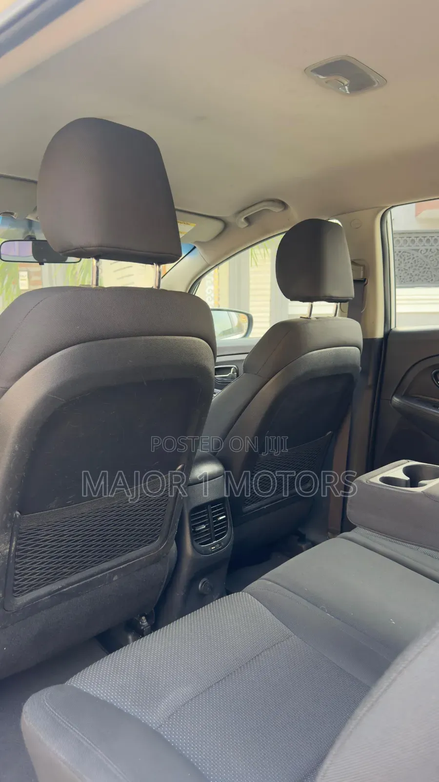 Kia Rondo 2015 White