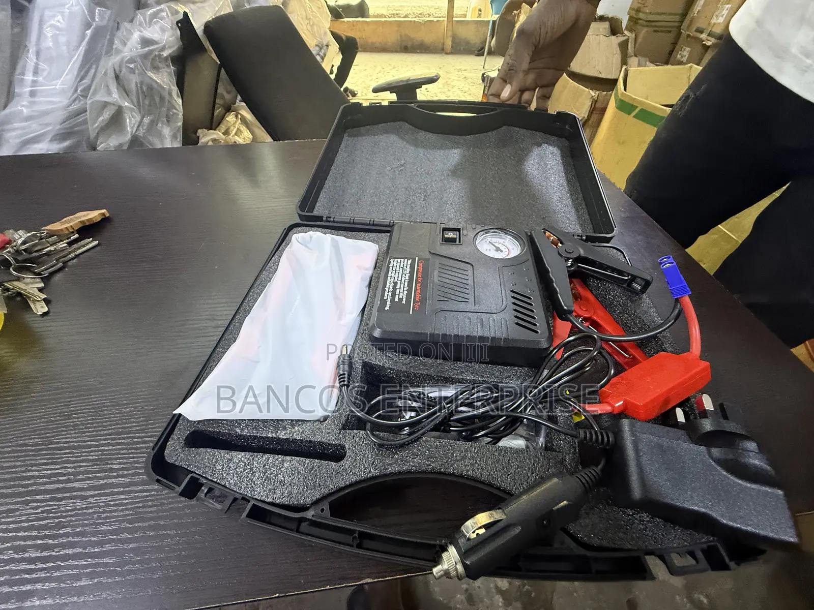 Car Jumper Kits With An Air Compressor And Power Bank Functionality