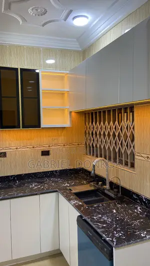 Kitchen Cabinet