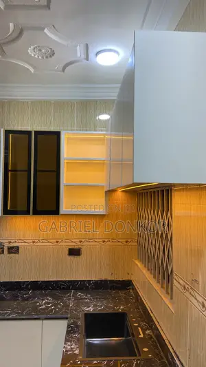 Kitchen Cabinet
