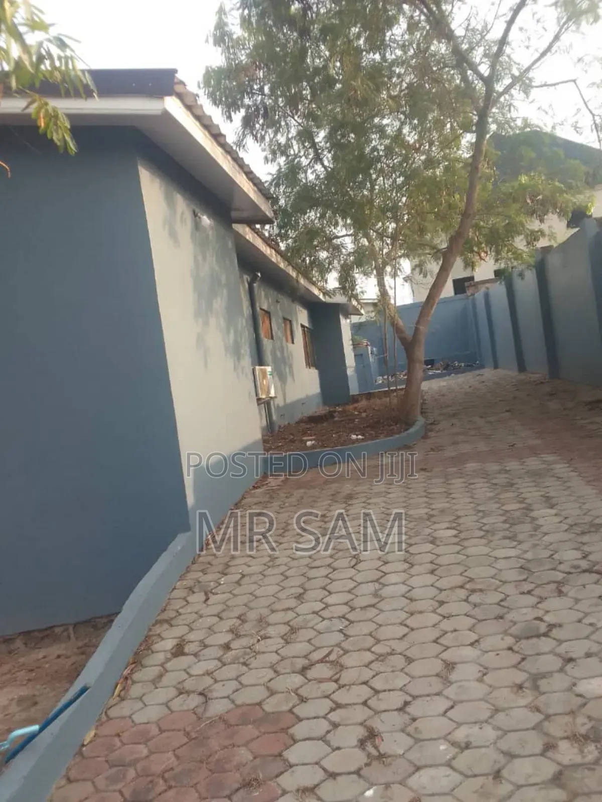 5bdrm House in Sam Properties, West Hills Mall Area for rent