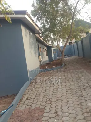 5bdrm House in Sam Properties, West Hills Mall Area for rent