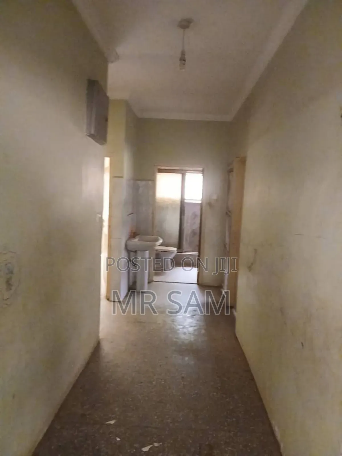 5bdrm House in Sam Properties, West Hills Mall Area for rent