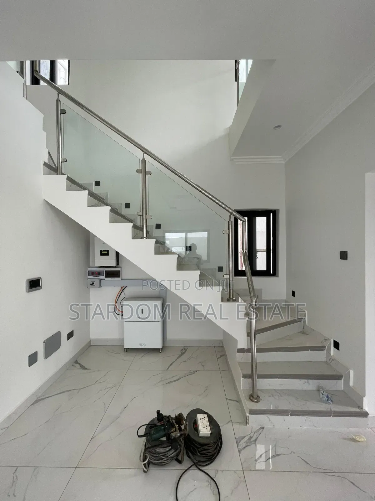 3bdrm Duplex in East Airport for sale