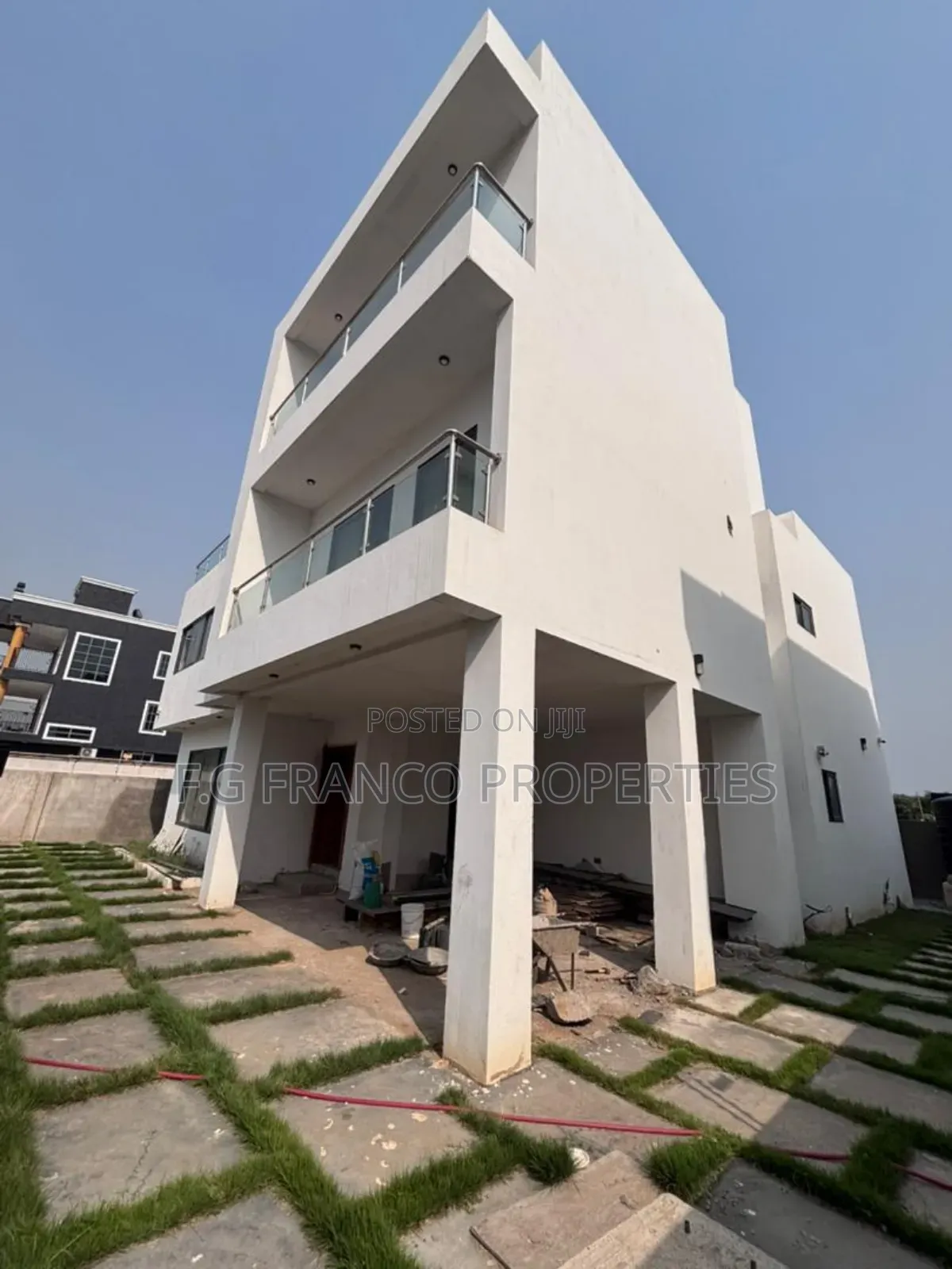 4bdrm House in Kg Franco Properties, Airport Residential Area for sale