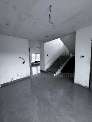 4bdrm House in Kg Franco Properties, Airport Residential Area for sale