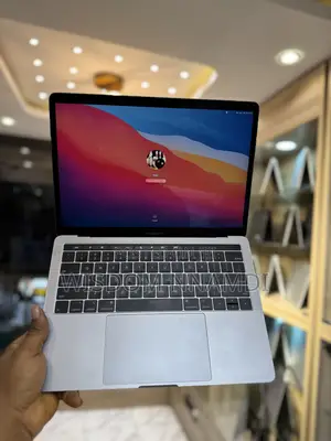 Laptop Apple MacBook Pro 2019 8GB Intel Core i5 SSD 256GB