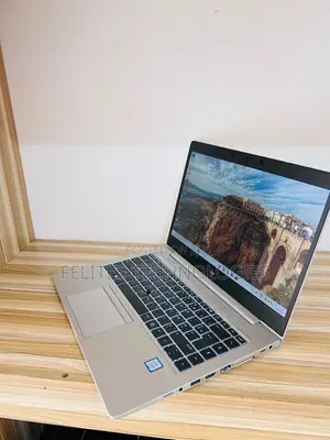 Laptop HP EliteBook 830 G6 8GB Intel Core I5 SSD 256GB