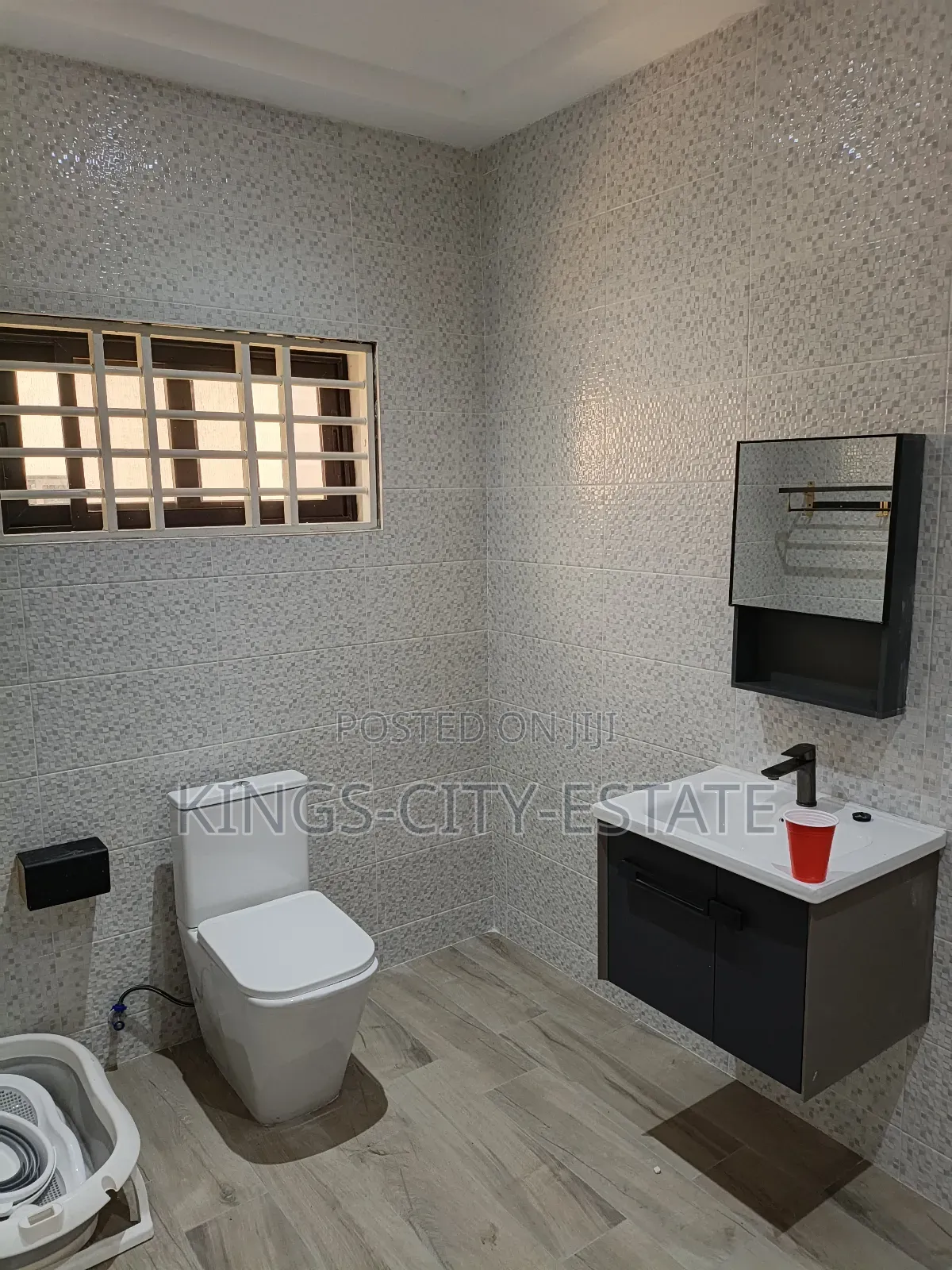 4bdrm House in Pokuase Odumasi for sale