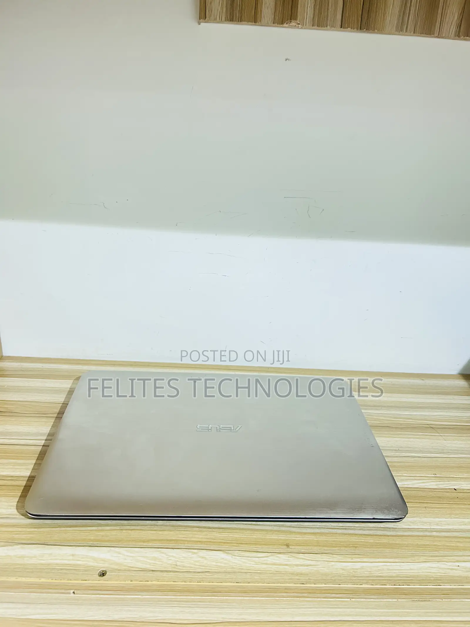 Laptop Asus ZenBook UX510UW 8GB Intel Core I7 SSD 512GB