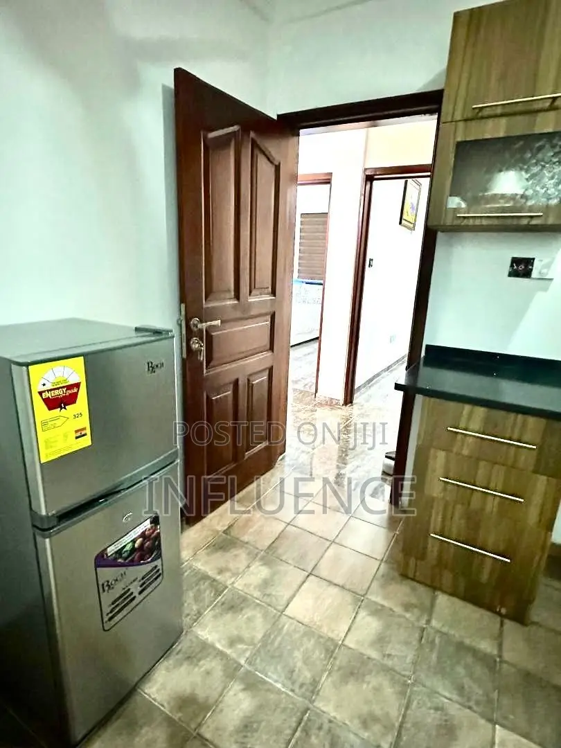 Furnished 2bdrm Apartment in Palace Mall Area, Spintex for rent