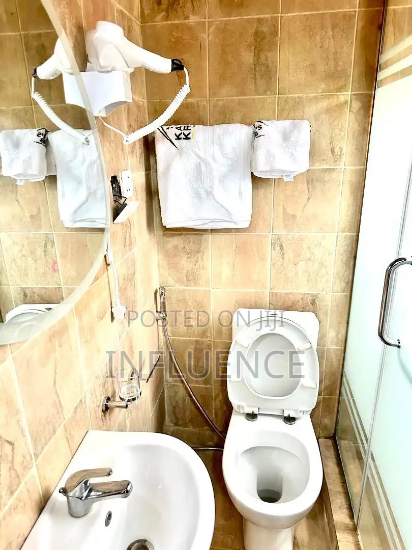 Furnished 2bdrm Apartment in Palace Mall Area, Spintex for rent