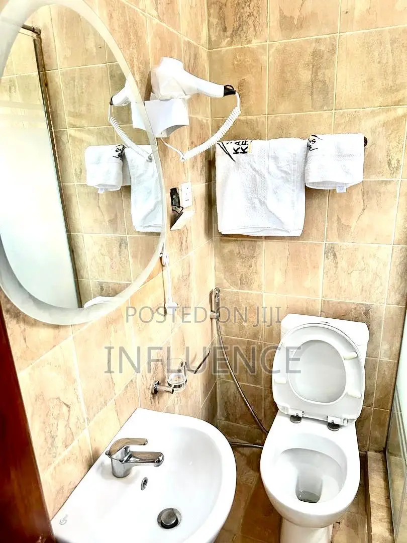 Furnished 2bdrm Apartment in Palace Mall Area, Spintex for rent