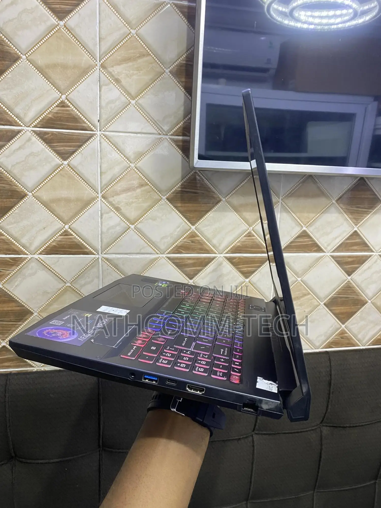 Laptop MSI Katana 15 16GB Intel Core I7 SSD 1T