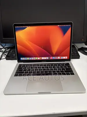 Laptop Apple MacBook Pro 2019 8GB Intel Core i5 SSD 256GB