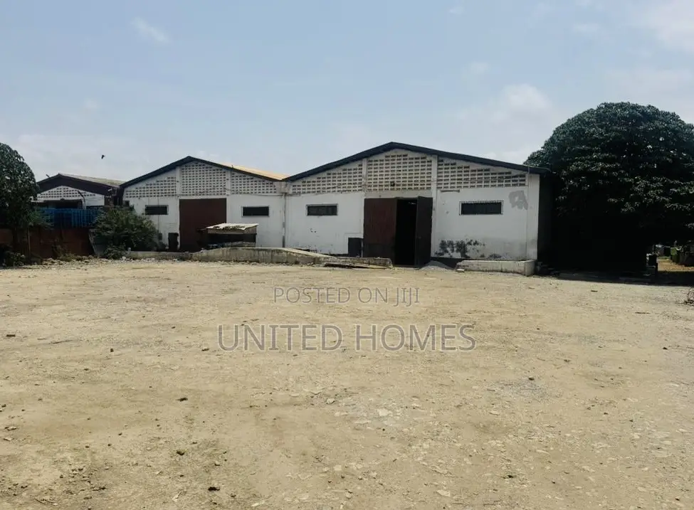 Dzorwulu 1300 Square Meter Warehouse for Rent