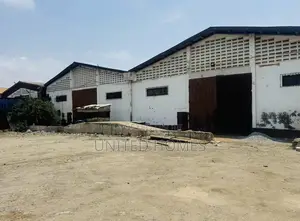 Dzorwulu 1300 Square Meter Warehouse for Rent