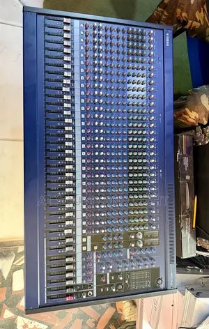 Yamaha Mg32/14fx Mixing Console