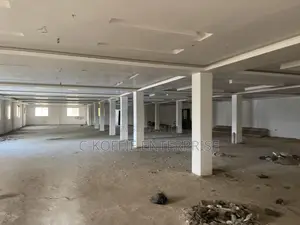 850 SQM Office Space at Spintex