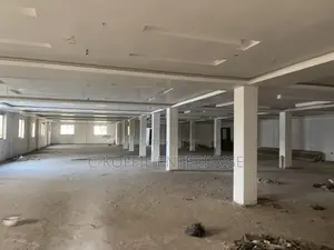 850 SQM Office Space at Spintex
