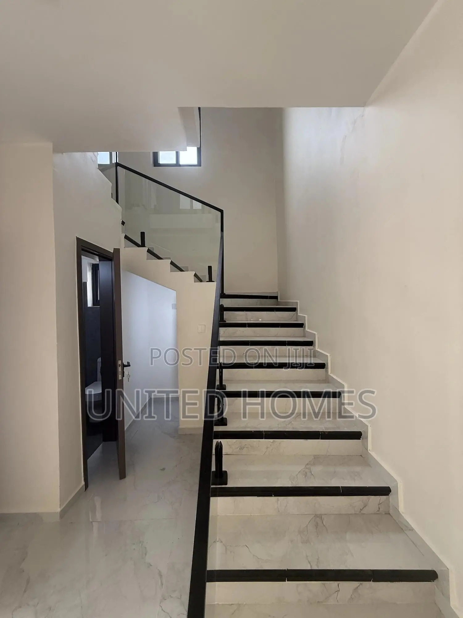 4bdrm House in East Legon for rent