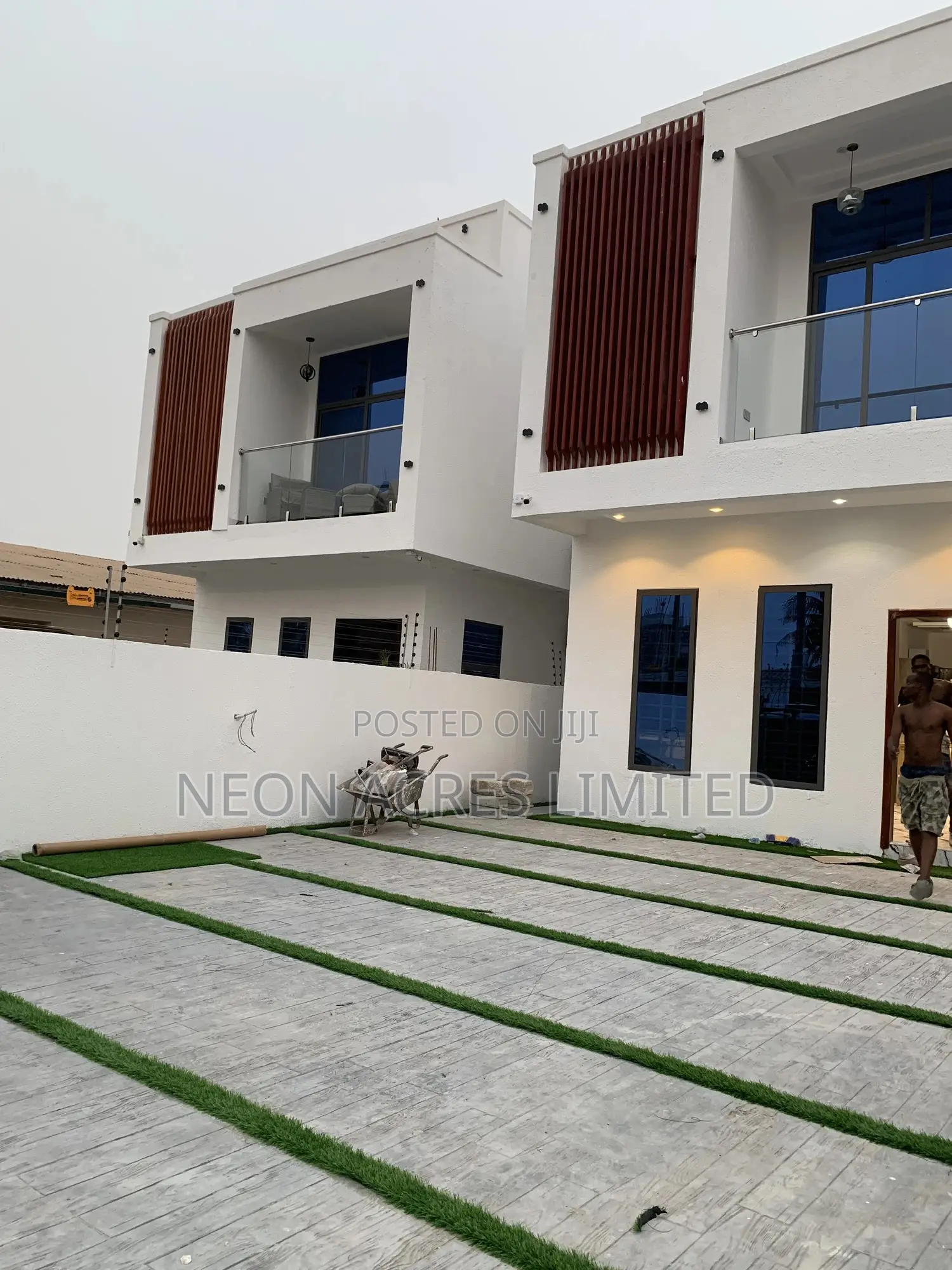 4bdrm House in Silverwood Residence, East Legon for sale