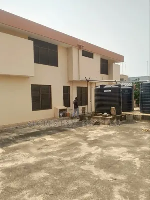 10bdrm House in $400,000, North Legon for sale