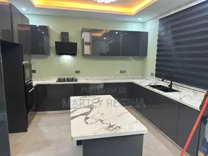 Dazzling Kitchen Cabinets