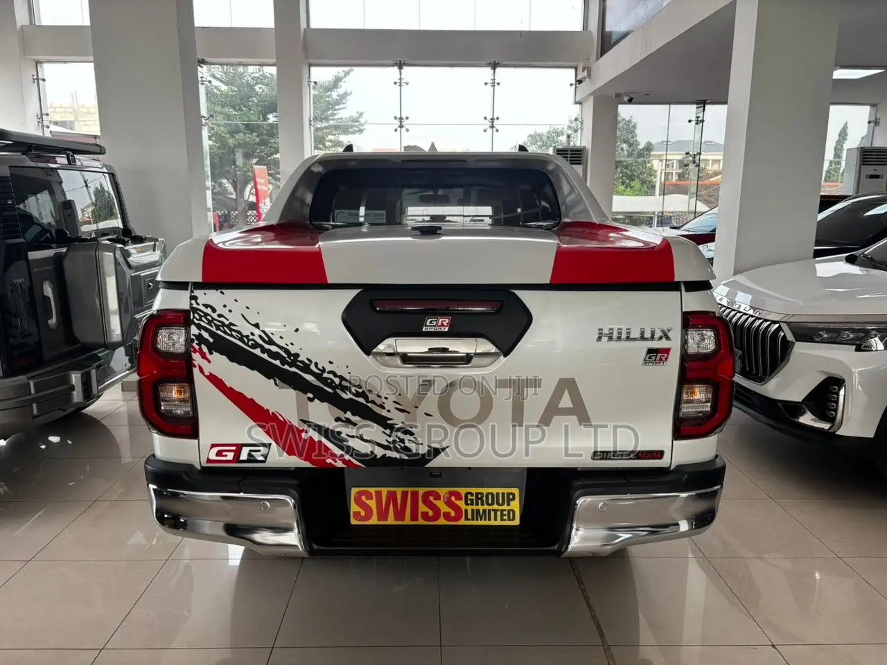 New Toyota Hilux 2025 White