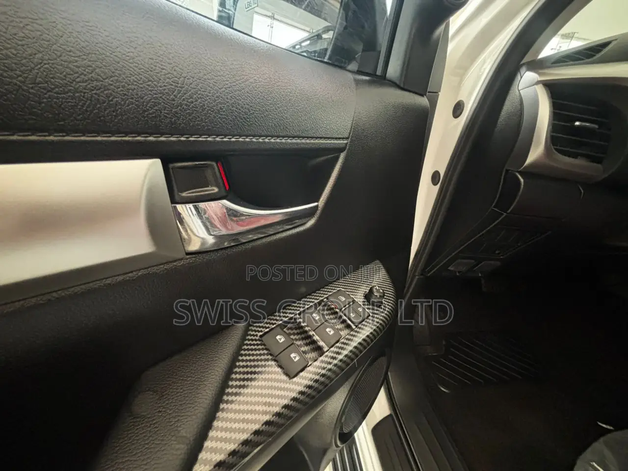 New Toyota Hilux 2025 White