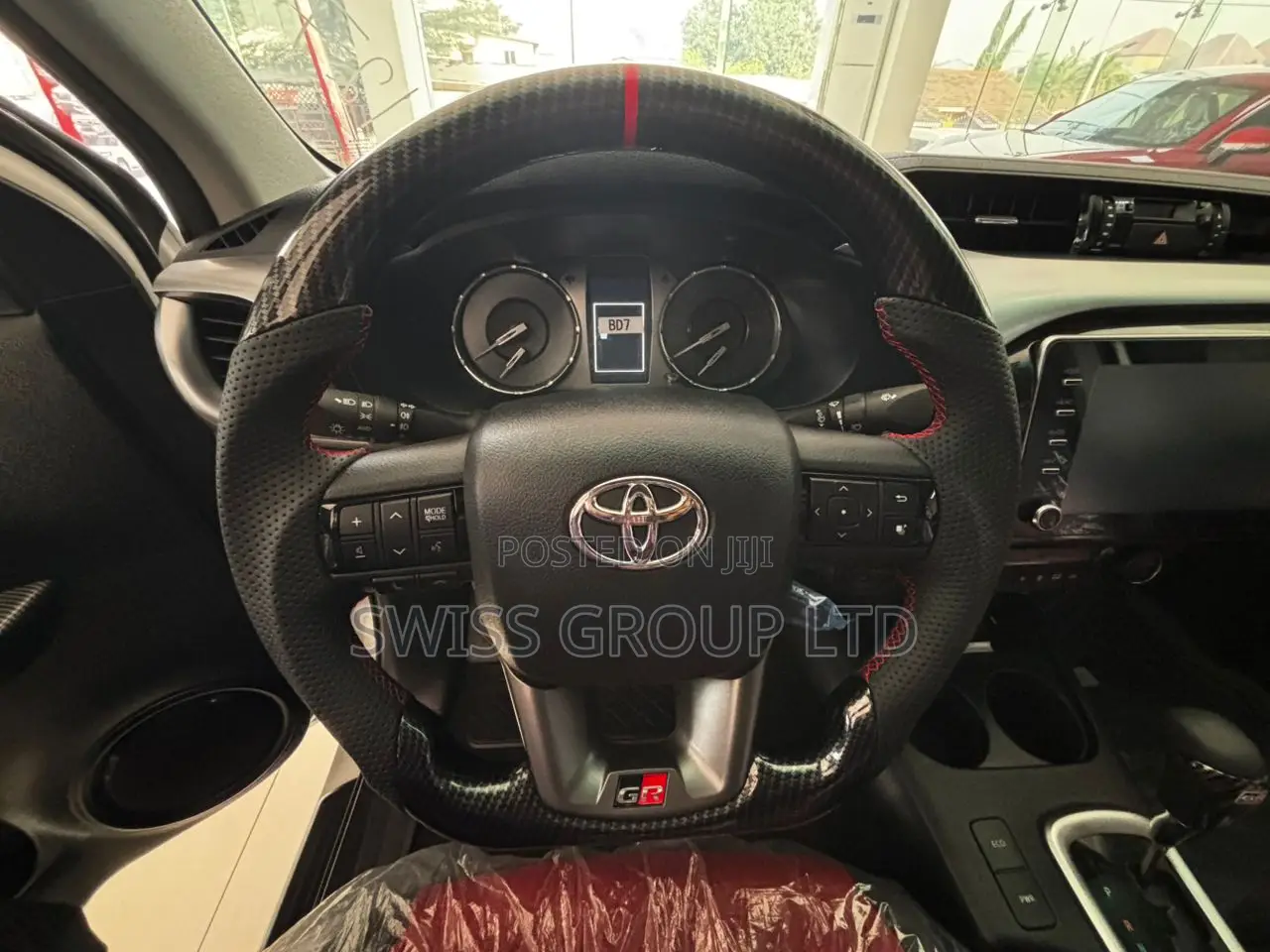 New Toyota Hilux 2025 White