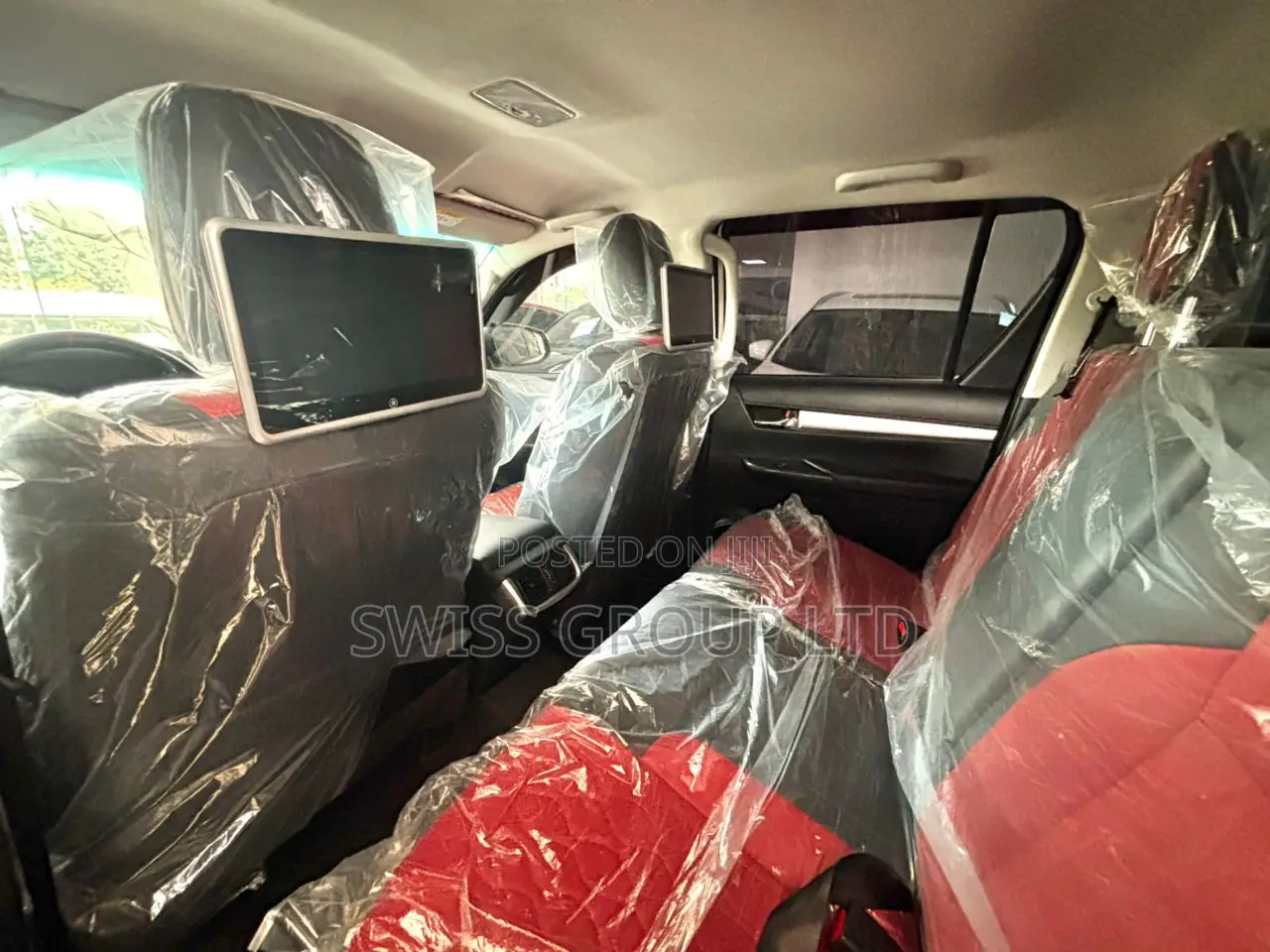 New Toyota Hilux 2025 White