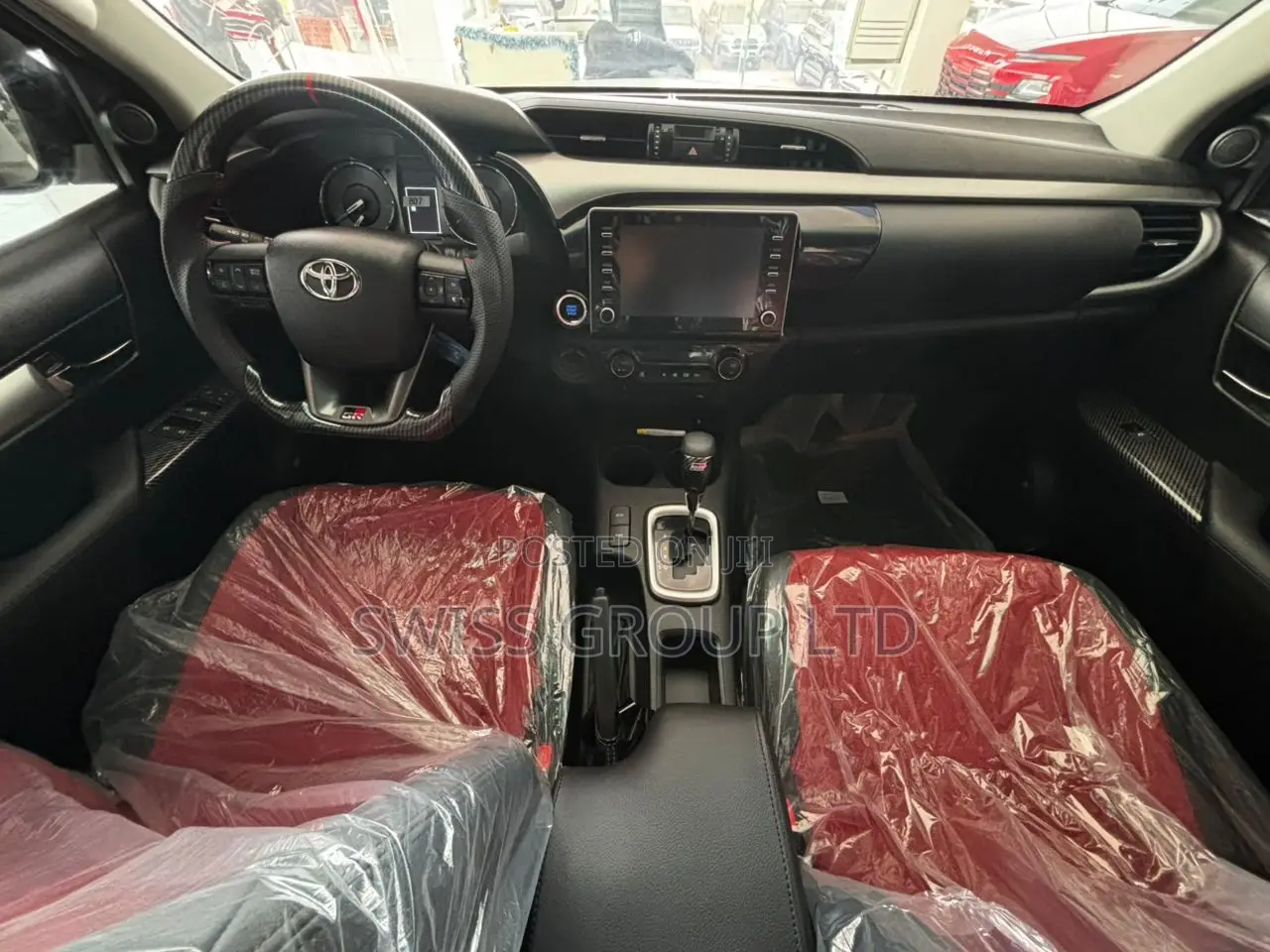 New Toyota Hilux 2025 White
