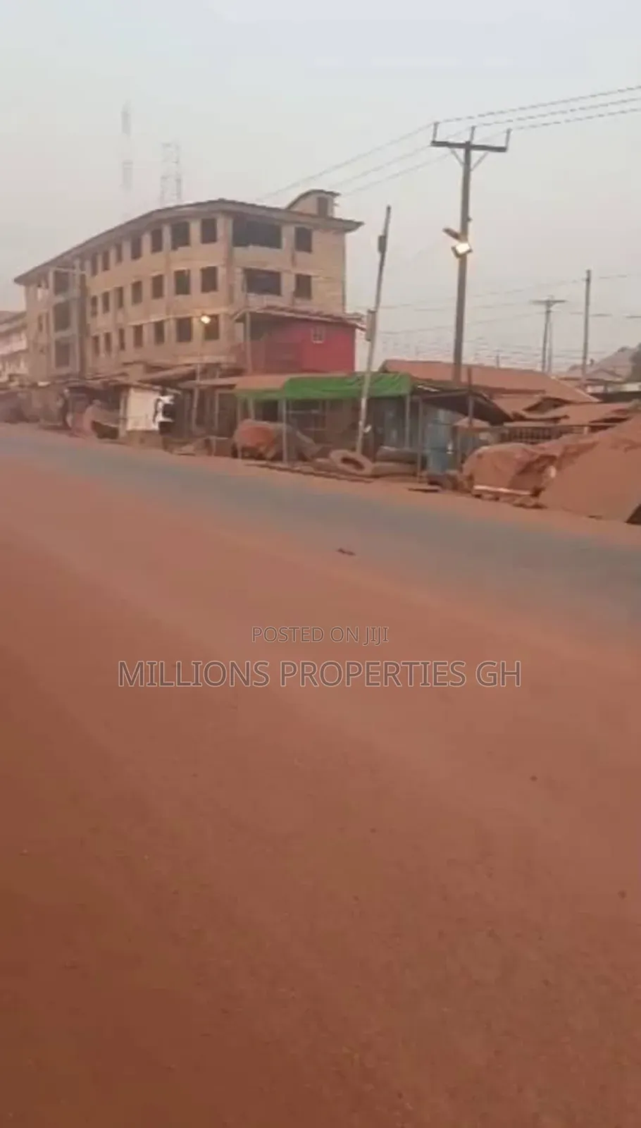 1 Acres 4sale Kumasi Suame-makro