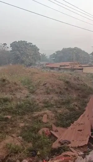 1 Acres 4sale Kumasi Suame-makro