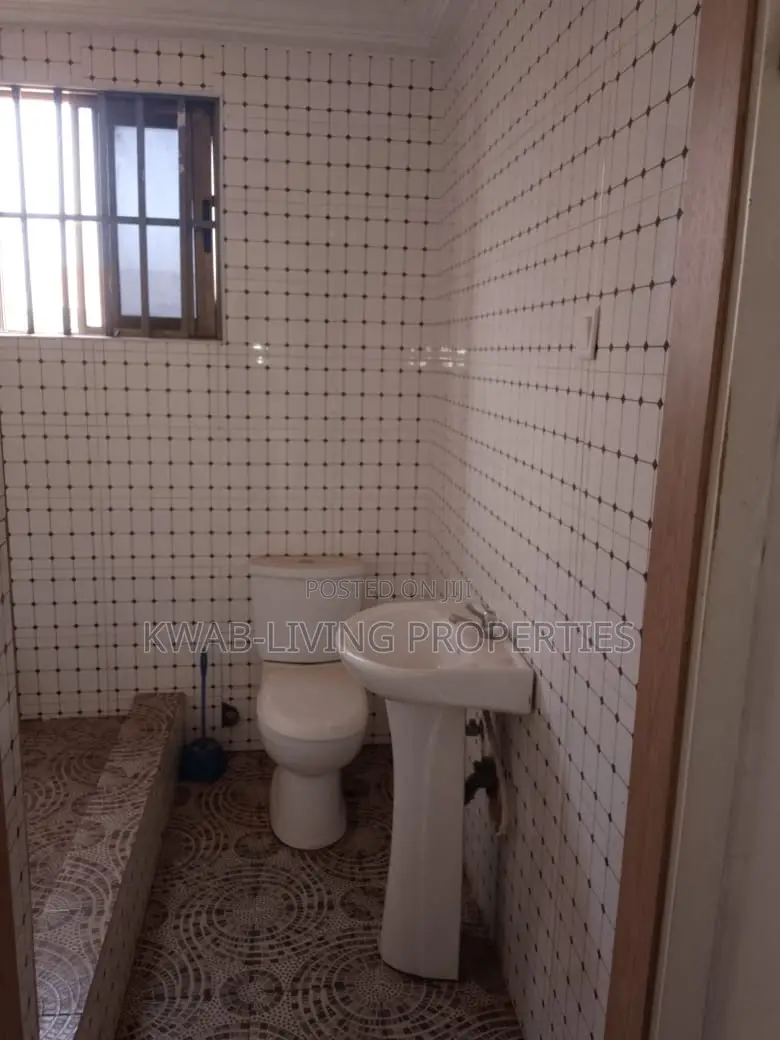 2bdrm Apartment in Housing Down for rent