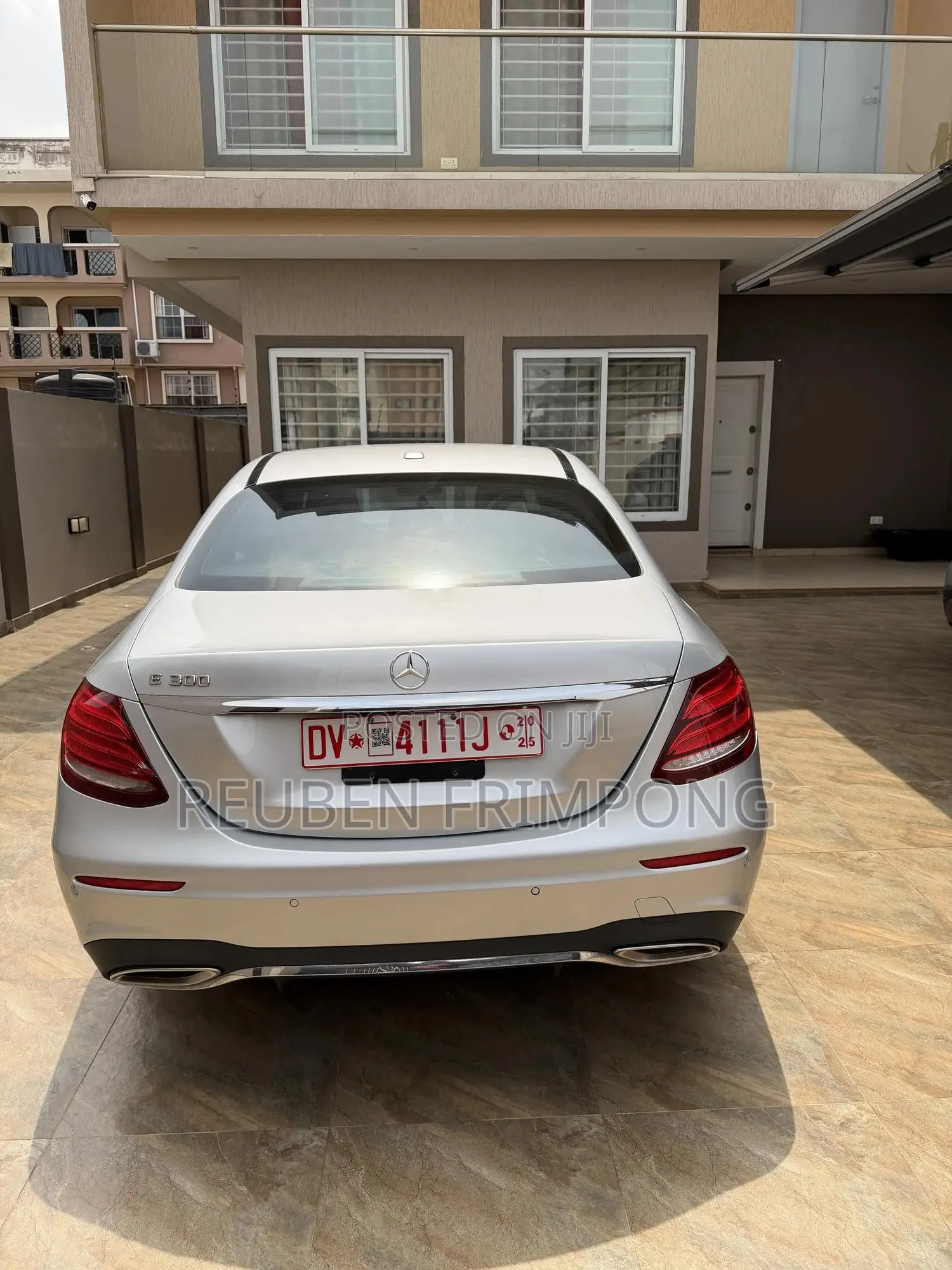 Mercedes-Benz E300 4Matic AWD Sedan (2.0L 4cyl 9A) 2017 Silver