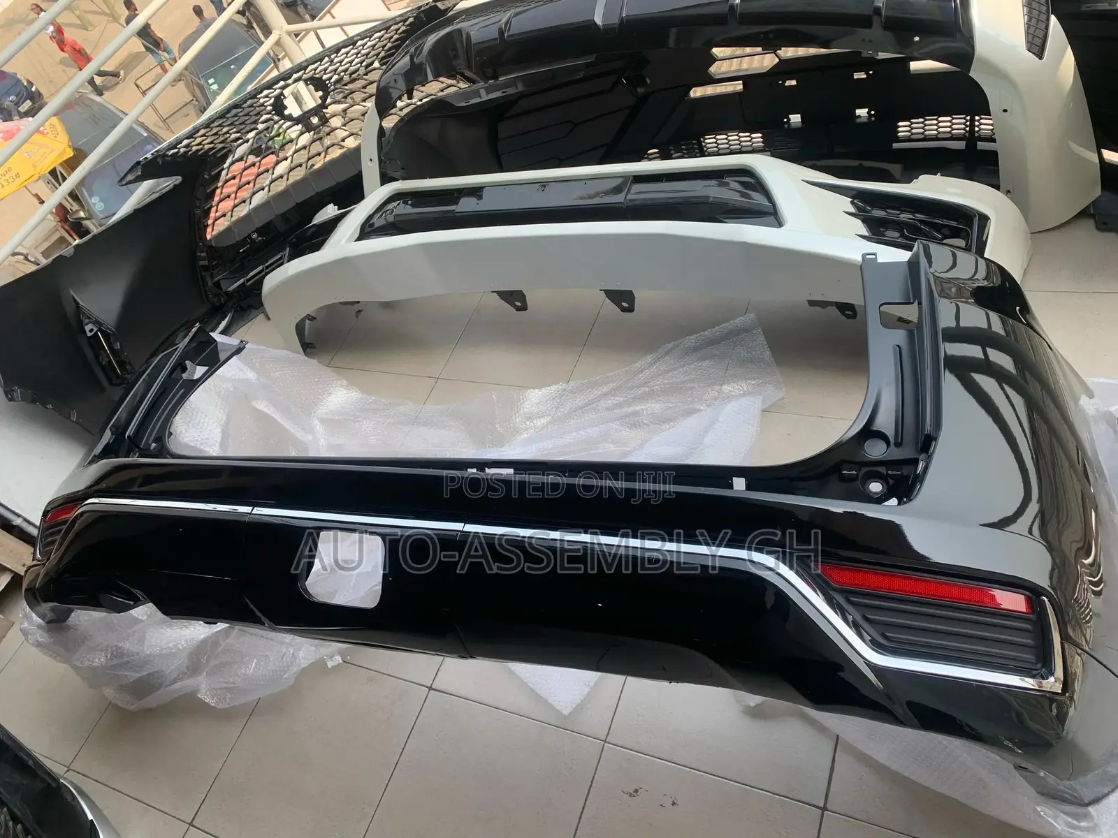 Toyota Land Cruiser 300 Back Bumper