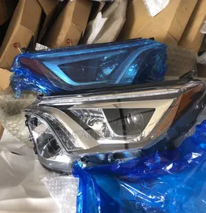 Toyota Rav4 2016 Headlight