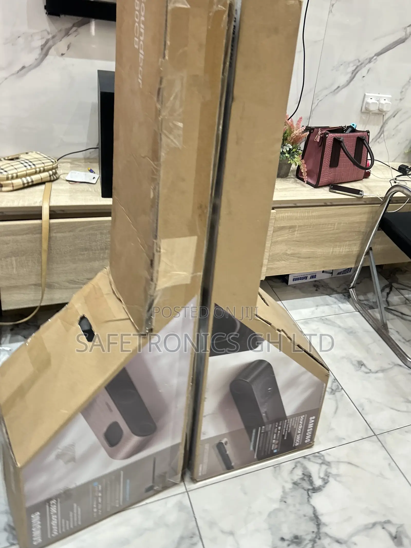 Newly Virtual Sleek Samsung Bluetooth S80cb 3.1.2ch Soundbar
