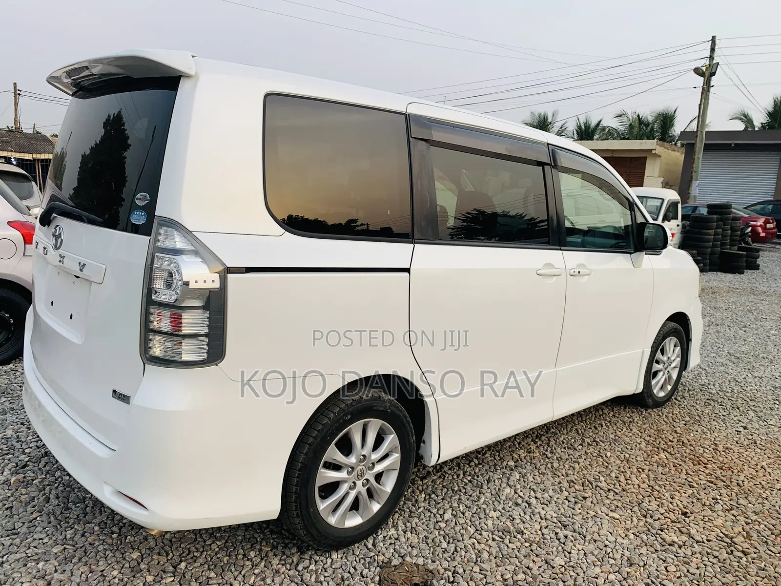 Toyota Voxy 2012 White