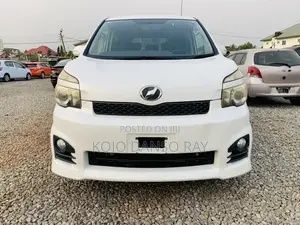 Toyota Voxy 2012 White
