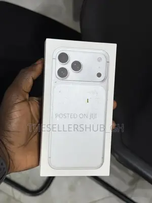 New Apple iPhone 17 Pro Max 256 GB Silver
